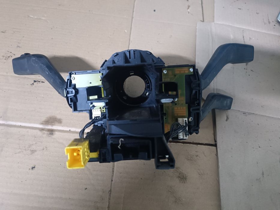 Стрекоза подрулевой переключатель пассат б6