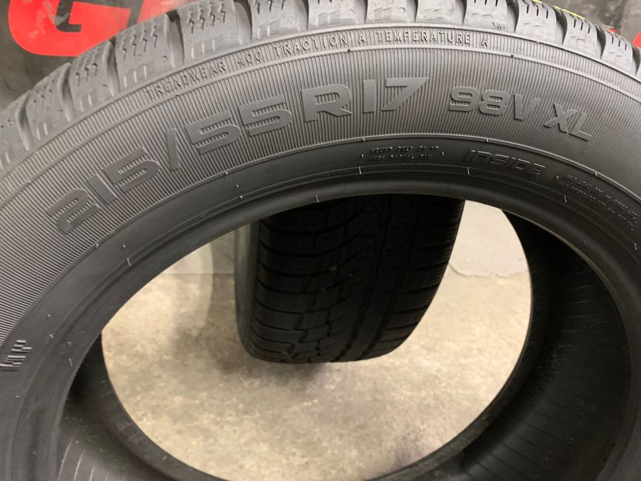 215 55 17, Зимни гуми, Nokian WRA4, 2 броя