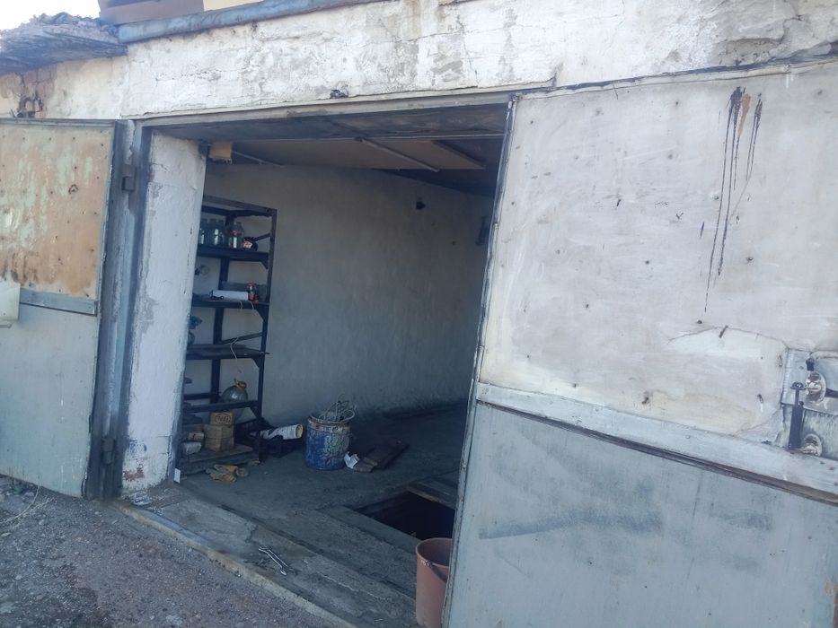 Продаеться гараж