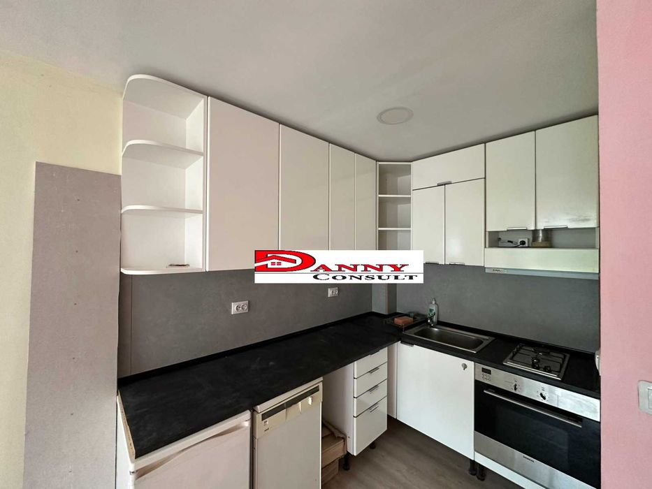 Апартамент на три нива за продажба в гр. Велико Търново