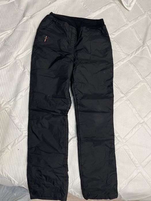 Куртка мен шалбар қызға