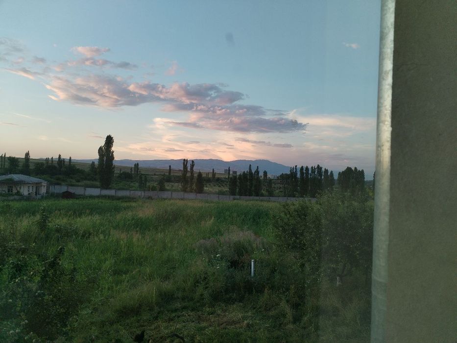 Продается земельный участок с жилым домом в городе Чирчик