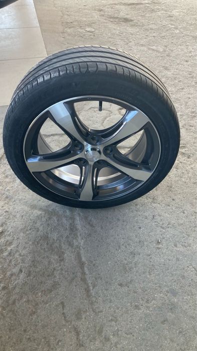 Продаются покрышки без дисков