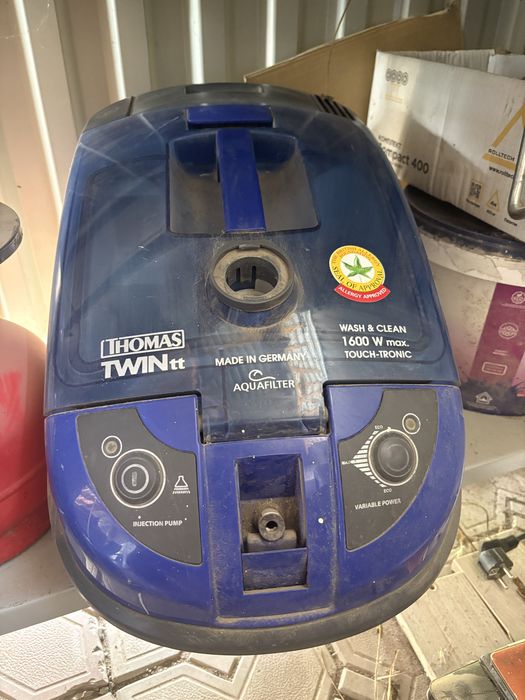 Моющий пылесос Thomas рабочий