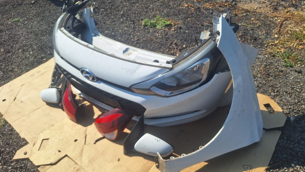Fata completa Hyundai i20 2016 bara capota faruri triple tragar Radiatoare oglinzi
