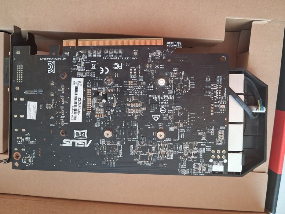 Продам Asus Radeon rx 560