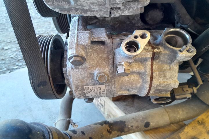 Compresor AC 5Q0816803F 5Q0816803F Volkswagen VW