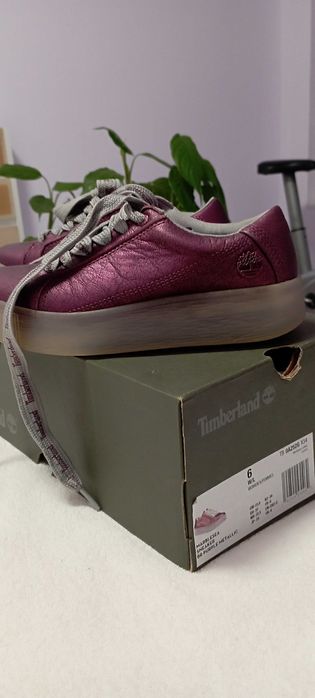 Дамски спортни обувки, 37 размер , timberland, уникален лилав цвят