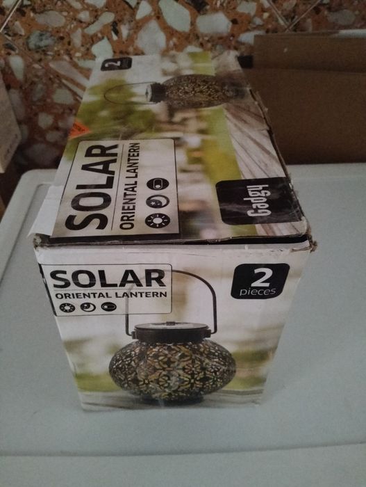 Felinare solare agățătoare