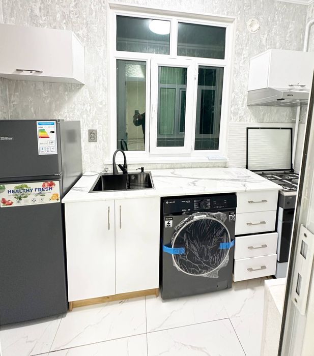 Чиланзар Ц квартал 1*2/2/4. Балкон 1,5*3