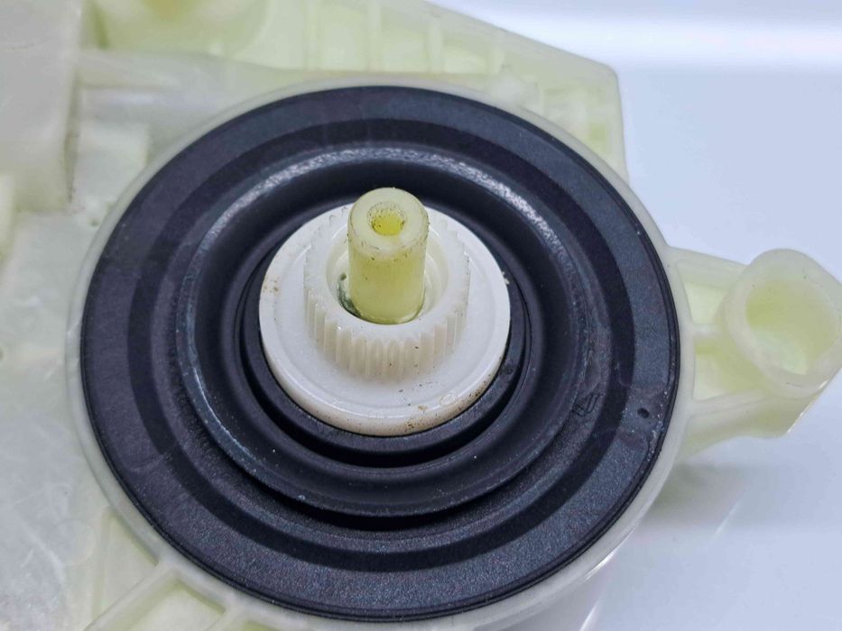 Motoras geam stanga spate Volkswagen Passat B8 Variant (3G5) [Fabr 201