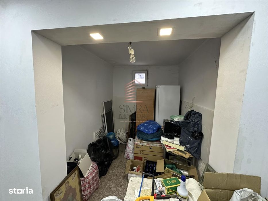 Casa 5 camere parter + etaj, teren de 1000  mq  Livada