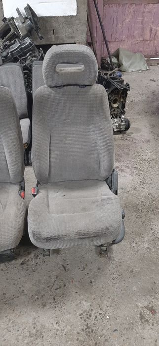 Продам запчасти на поджеро 2