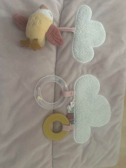 Меко килимче за игра по корем Little Dutch