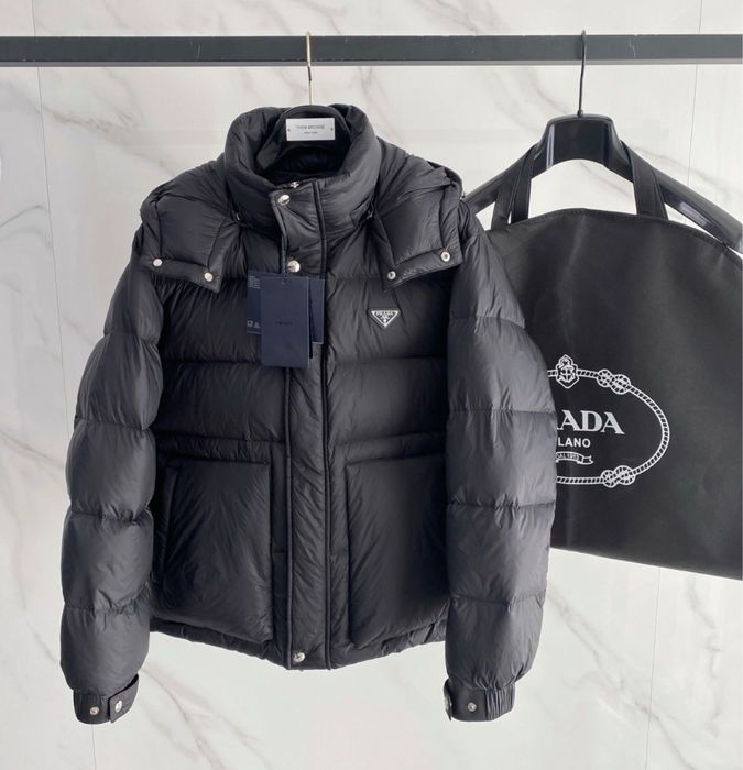 Geaca Prada , calitate premium , pe comanda , noua , M