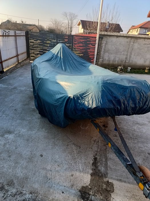 Barca rib 4 m, peridoc și motor yamaha 6 hp