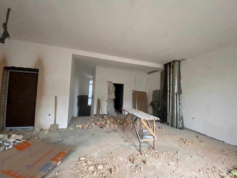 Помещение 2-уровня м.Буюк Ипак Йули ЖК Caravan Avenue 120 м² коробка