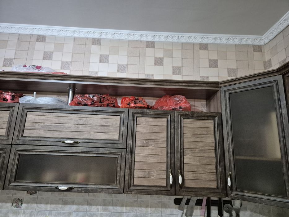 Продается кухонная гарнитура. (СРОЧНО)