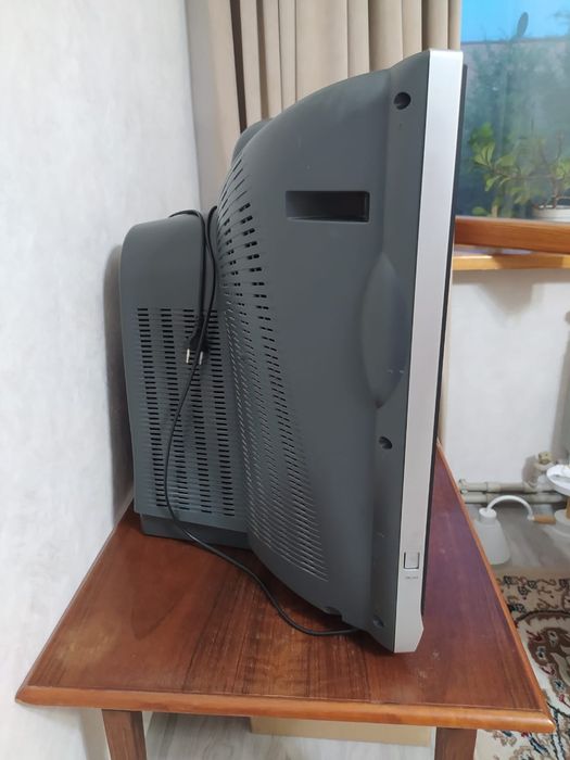 Продаётся телевизор LG