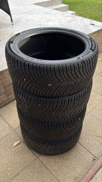 Anvelope iarna Pirelli P Zero Winter 2 - 245/40 R18 (DOT 3525)