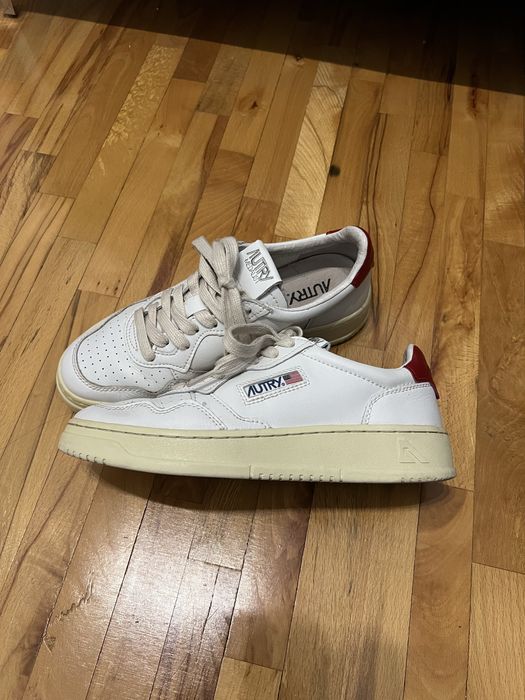 Дамски кецове AUTRY Medalist 38 номер носени