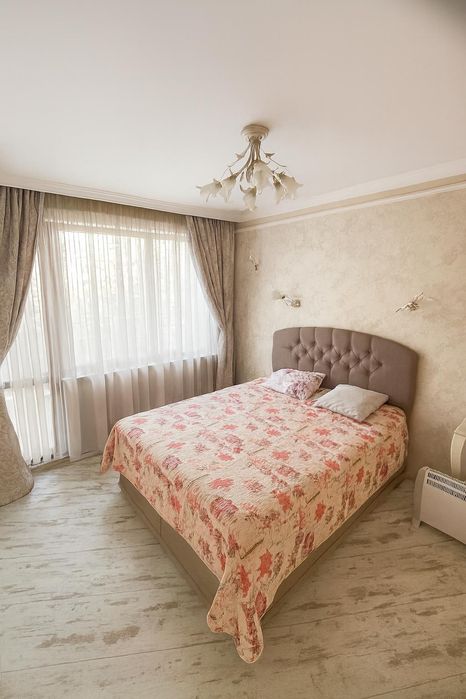 Дава се под наем Тристаен апартамент в Пловдив, Кючук Париж - 105 кв.м за 600 € - Снимка #2