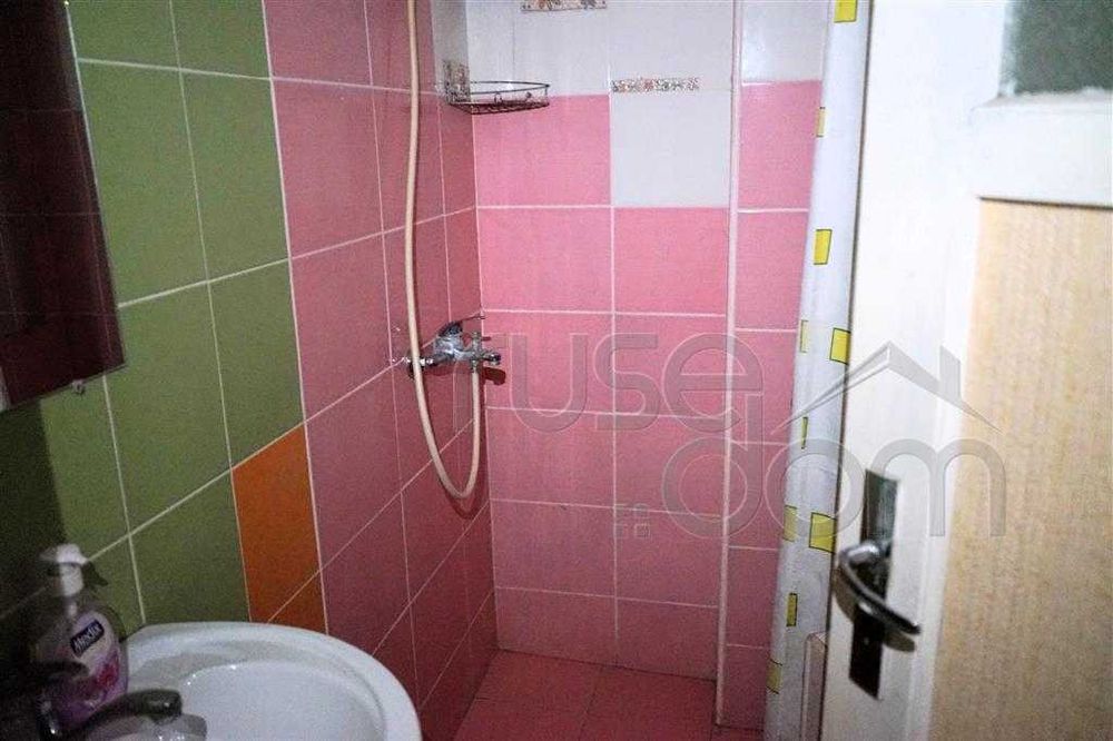 Продава се Етаж от къща в Русе, Родина 3 - 139 кв.м за 1007 €/кв.м - Снимка #8