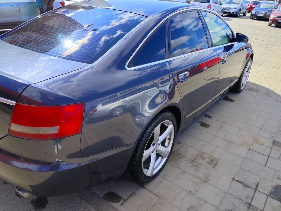 Audi A6 Quttro 3.2/260