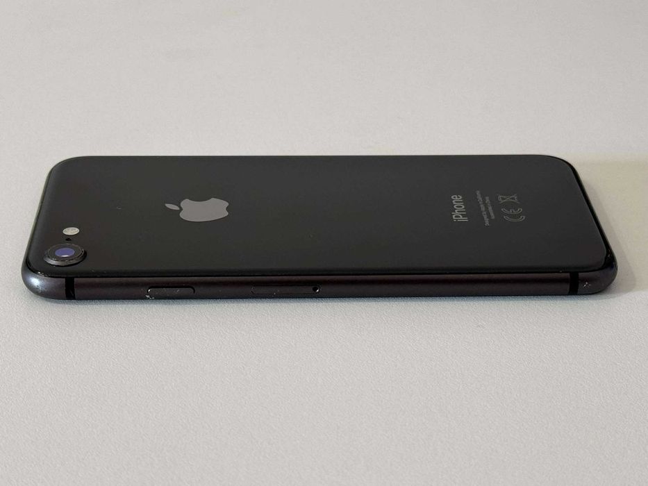 Бартер! iPhone 7 Jet Black (Черен) 82%