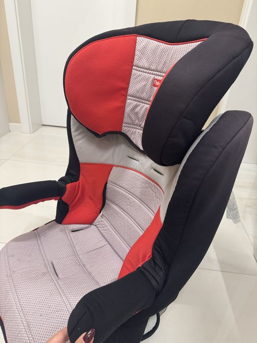 Столче за кола 9-18 кг