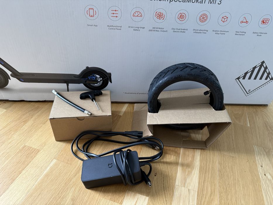 Xiaomi Mi 3 scooter