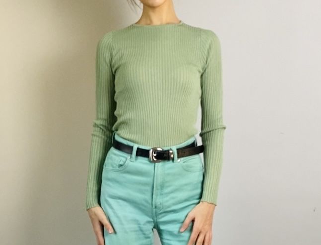 Свитшот в рубчик