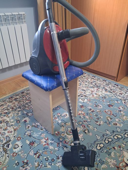 Продам пылесос..