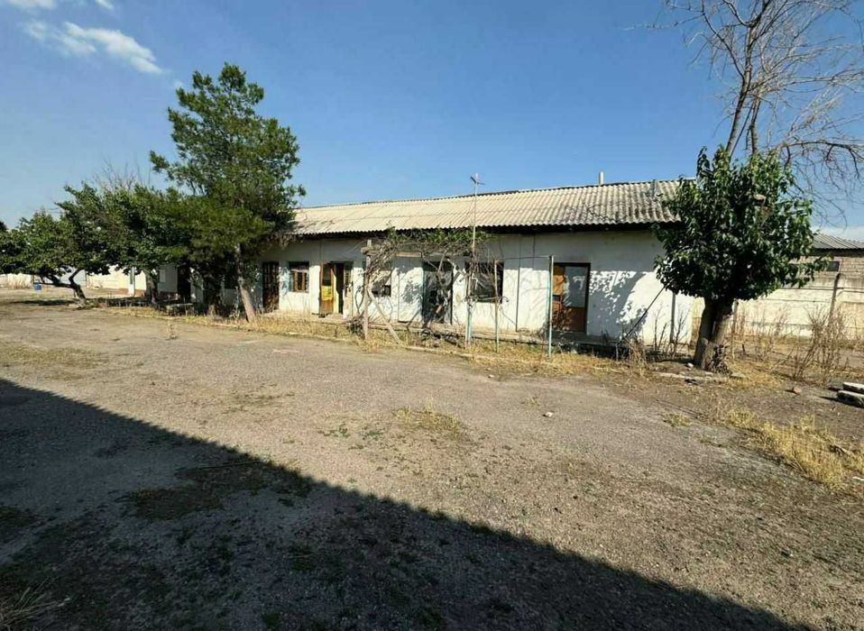 Продаётся  9 300 м² птицеферма.