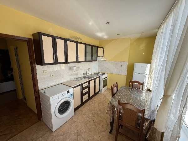 Продава се Тристаен апартамент в Пловдив, Център - 76 кв.м за 1644 €/кв.м - Снимка #2