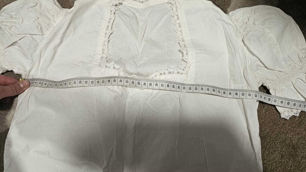 Set 3 camași albe pentru port nemțesc/costum german XS-S