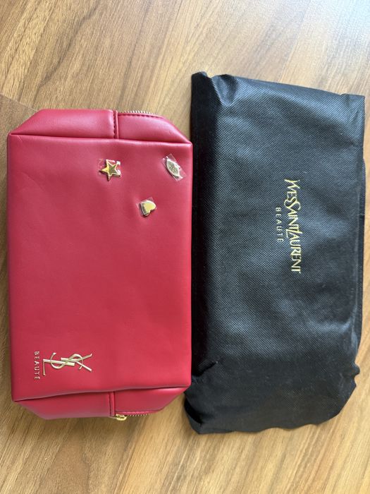 Geantă de voiaj YSL Yves Saint Laurent Beaute pentru femei, din piele ecologică roșie, fără curea