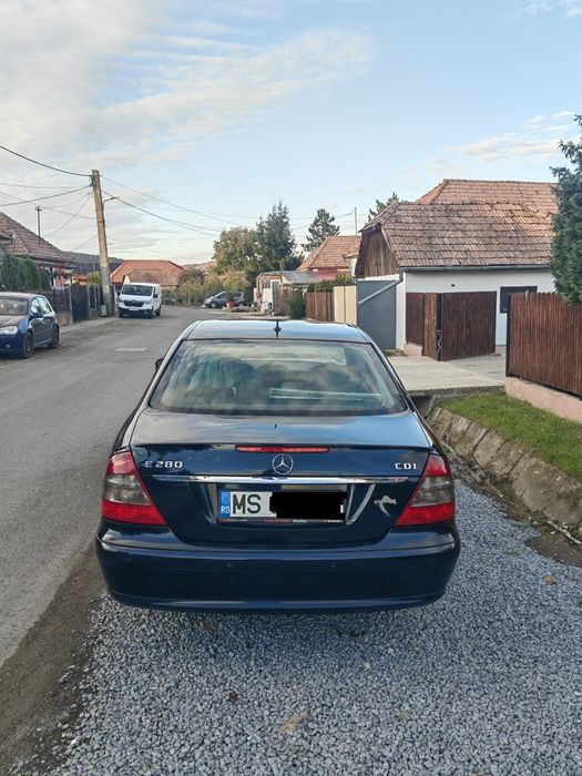 Mercedes W211 E280