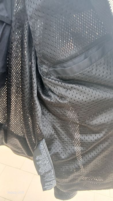 Лятно мото яке Harley Davidson.