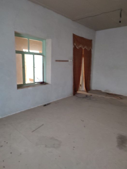 Uy sotiladi.Arzon narxda