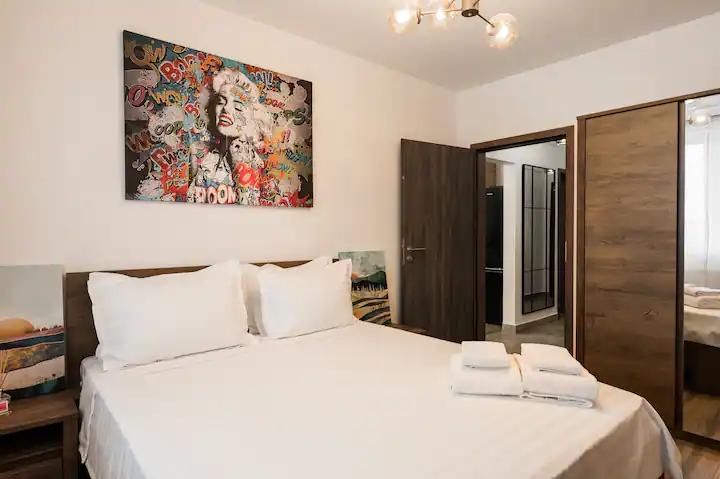 Apartament doua camere tip studio