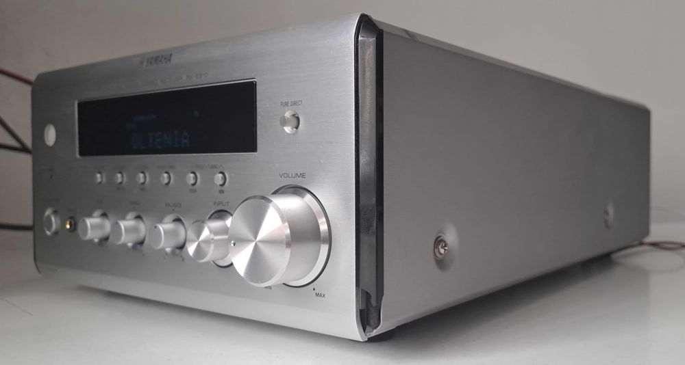 Yamaha RX-E810 Amplificator Receiver Stereo Hi-Fi Pure Direct