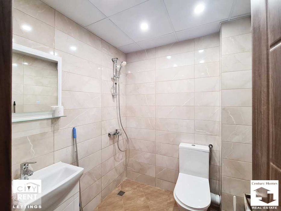 Дава се под наем Тристаен апартамент в Велико Търново, Център - 80 кв.м за 410 € - Снимка #6