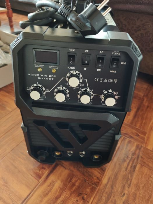 Schtalwer AC/DC Tig 200 clean