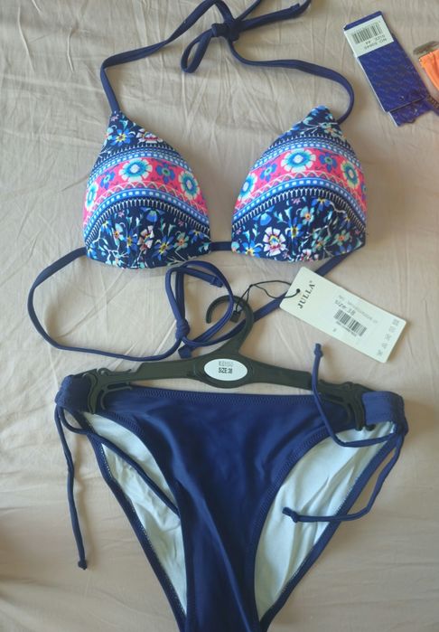 Дамски Бански, нови с етикети S и L - 30лв за двата