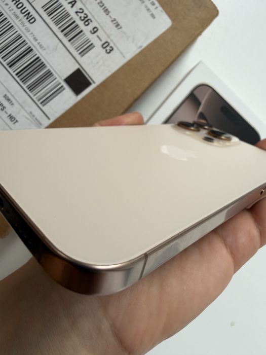 Продам Iphone 16 PRO MAX 512 гб