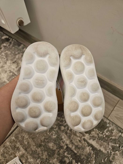 Маратонки за момиче