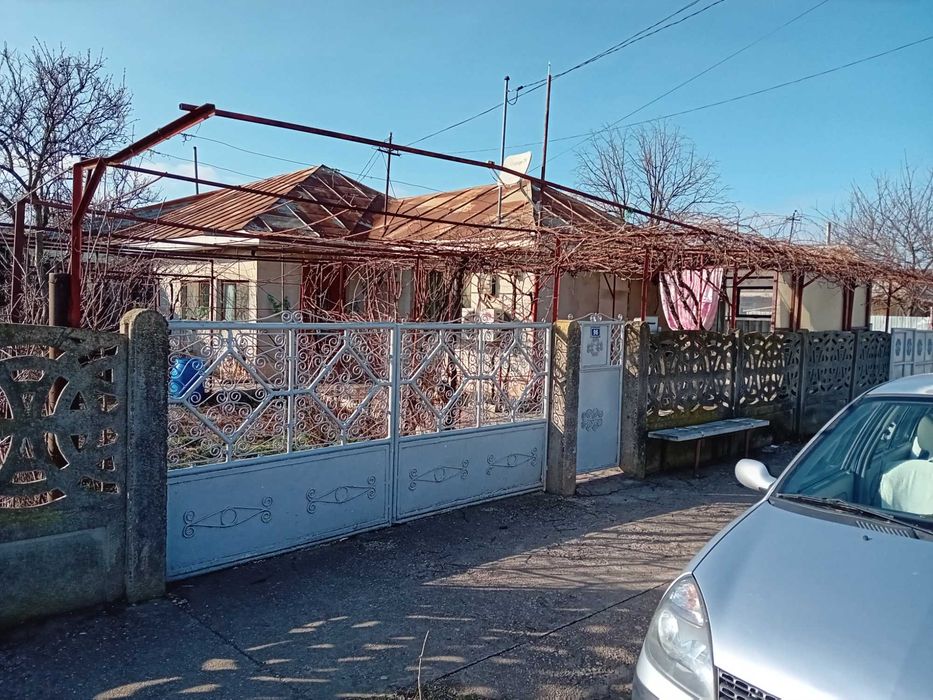 Casă în Furceni , Tecuci