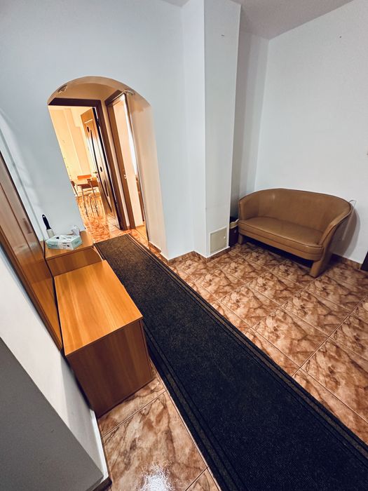 Apartament decomandat de inchiriat