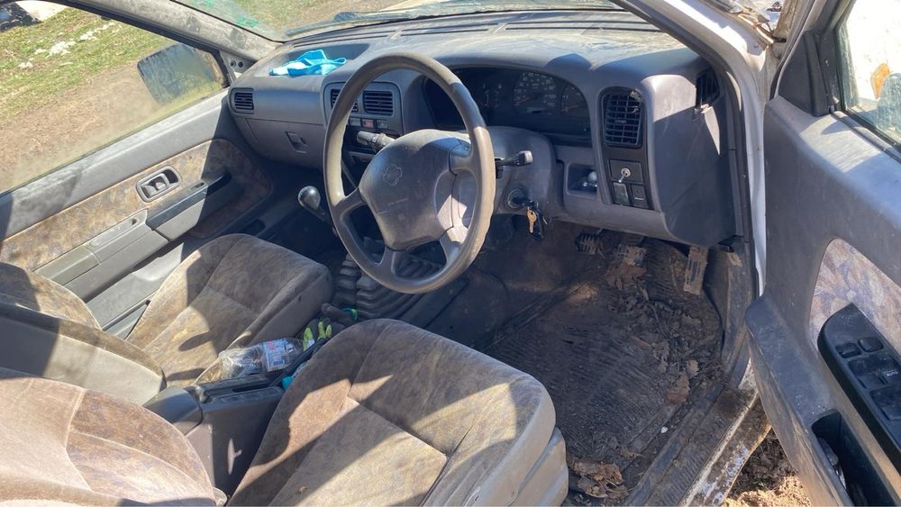 Nisan navara 2.5D 103к.с